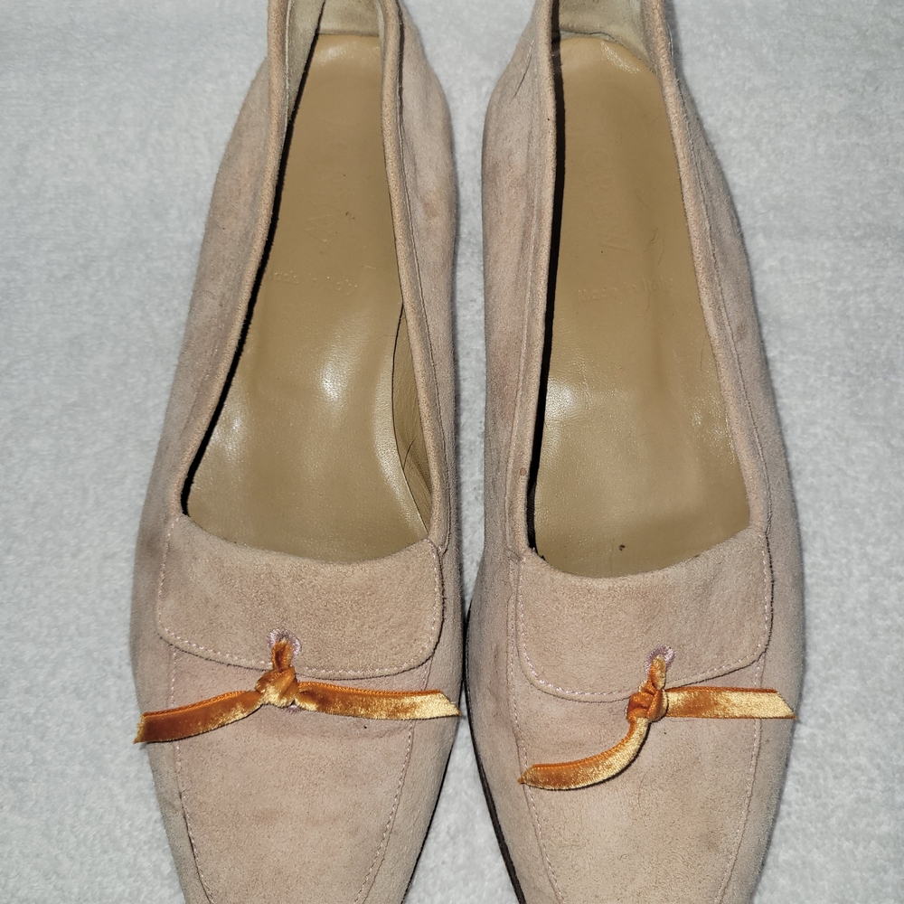 Vintage J Crew Pale Pink Suede Flats With Orange Velvet Accent Bow Size 7 1/2